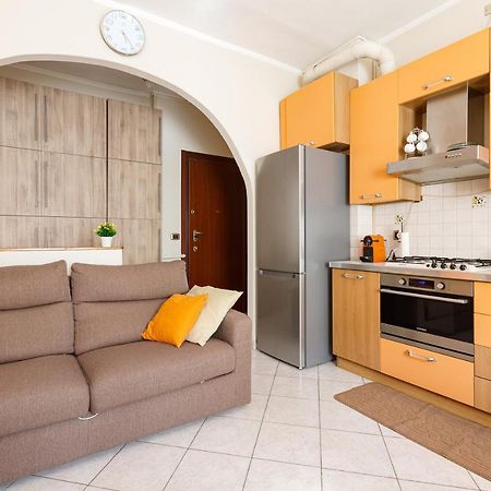 Appartement Udine M2 Balcony Apt à Milan Extérieur photo